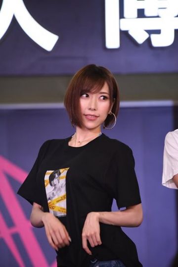 ��̨����