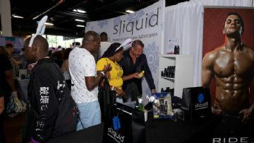 Sliquid�󻬼���չ̨�ۼ��˴�������