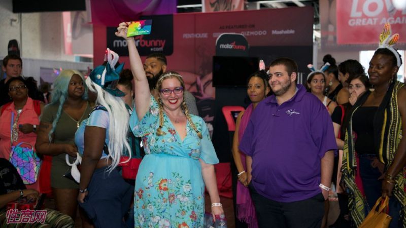 ŦԼ����չSHEչ���ֳ�ͼƬ���� (85)