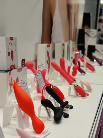 ���޳��˲���չ���ֳ�?(17)