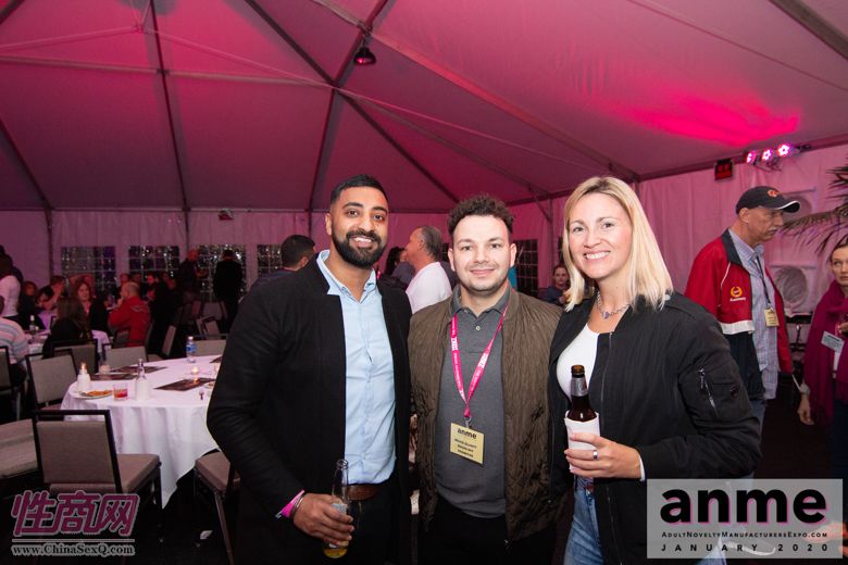 洛杉矶成人展ANME80年代主题派对 (4)