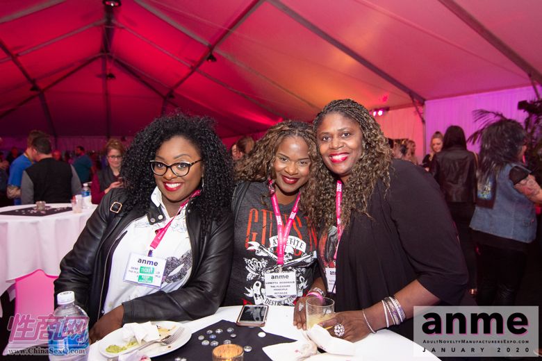 洛杉矶成人展ANME80年代主题派对 (6)