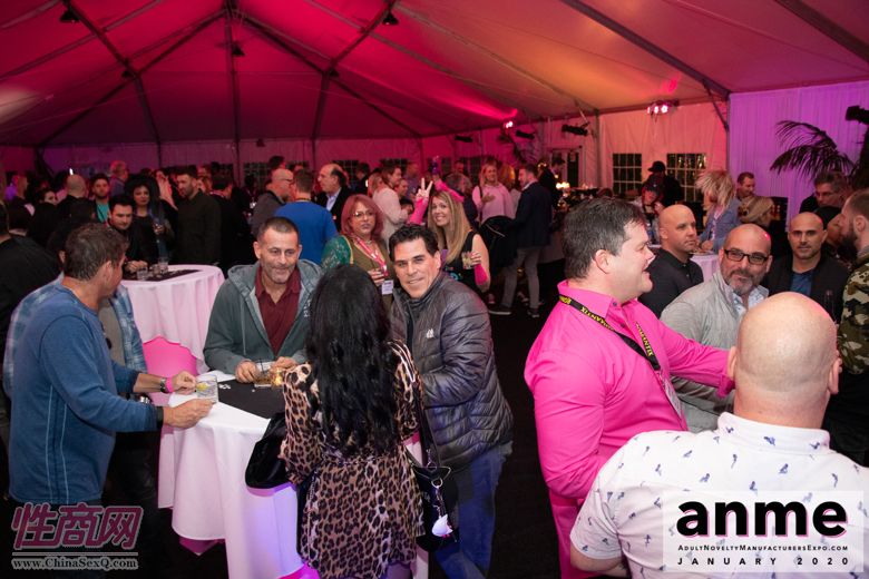 洛杉矶成人展ANME80年代主题派对 (34)