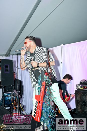 洛杉矶成人展ANME80年代主题派对 (45)