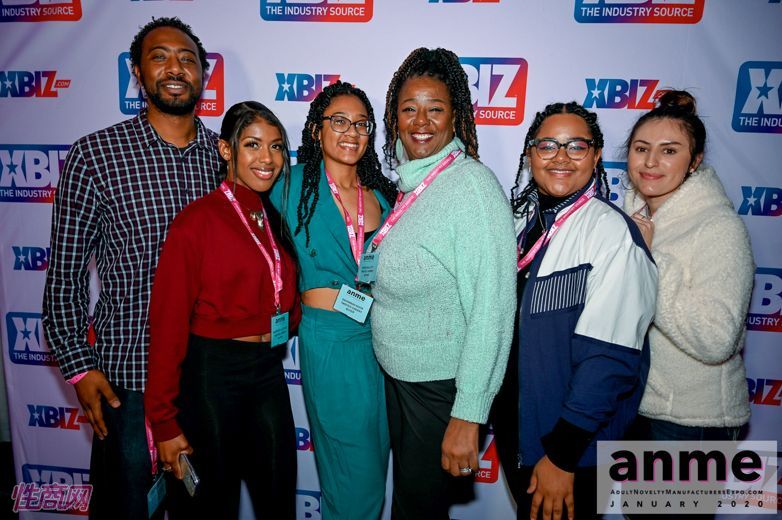 洛杉矶成人展ANME红毯合影留念 (40)