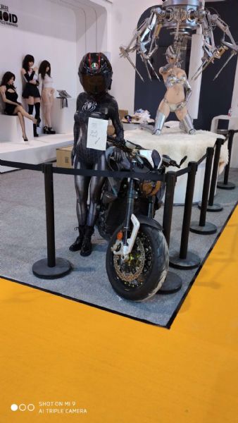 �������Ļ���ʵ�����޴��� (25)