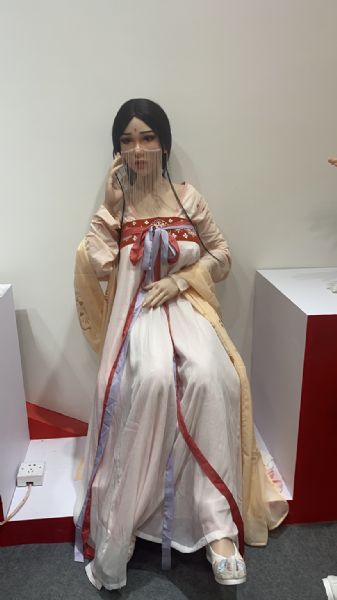 �������Ļ���ʵ�����޴��� (38)