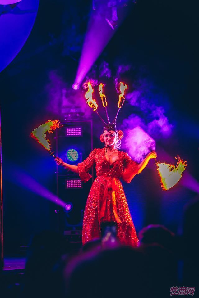 ����ά�ǳ���չ���ʱ��� (7)