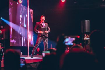 ����ά�ǳ���չ���ʱ��� (16)