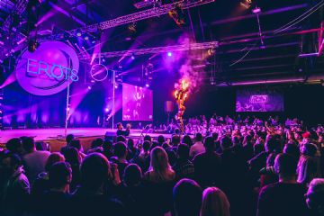 ����ά�ǳ���չ���ʱ��� (18)