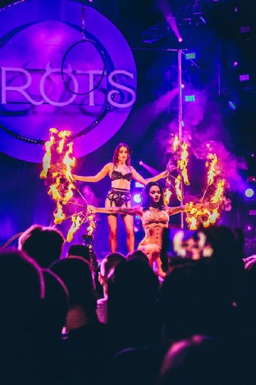 ����ά�ǳ���չ���ʱ��� (20)