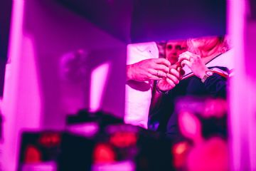 ����ά�ǳ���չչ���ֳ�