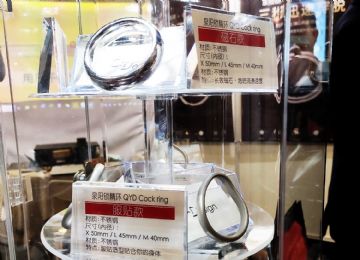 ����������