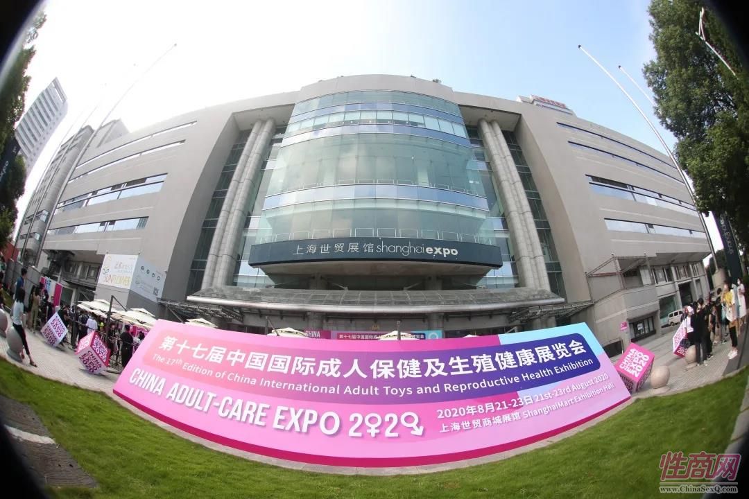 今年展馆离地铁站更近更方便了