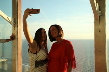 �α�����