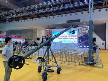 רҵ�豸�������Ʒ�ʱ�����Ƶ