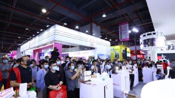 �������Ļ��ڲ�չ��