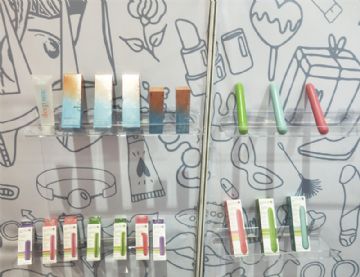 blush����չ����Ʒ~����ϵ���𶯰��Լ����Һ�ˮ��Һ��