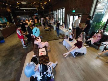 չ������