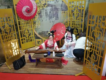 �Ϻ�ADC����չ��Ʒչʾ (25)