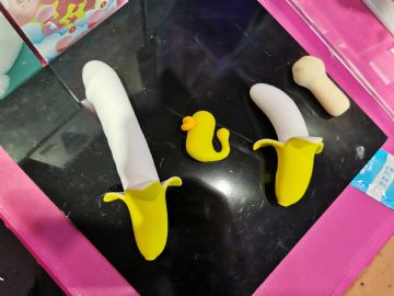 �ɰ����͵���Ȥ���