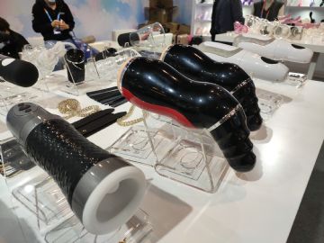 �Ϻ�API��Ȥ����չ�ֳ�˲�� (112)