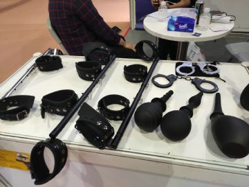 �Ϻ�API��Ȥ����չ�ֳ�˲�� (166)