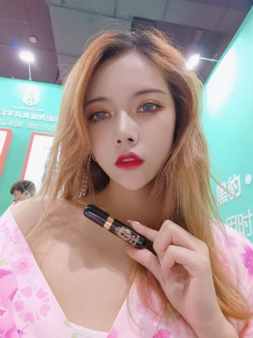 ģ��չʾ�ڱ����