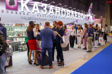 ����1492λ��ҵ���ڲμӱ���չ�ᣨ������657�Ҳɹ��̣�