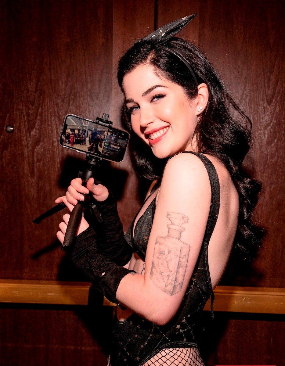 Ů��������ֱ��