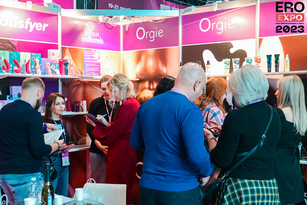 ��Ȥ���չ��