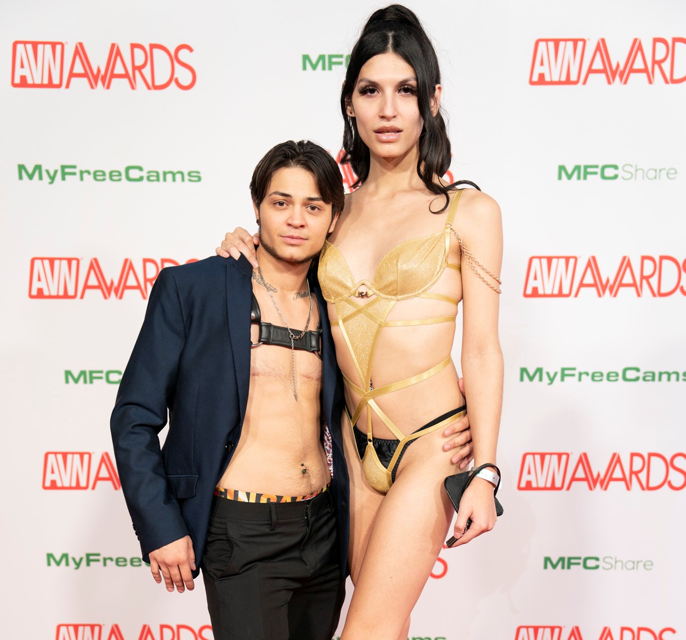 ֱ��2023AVN����չ����ȤӰ�Ӻ����ߺ�̺��3��ͼƬ2