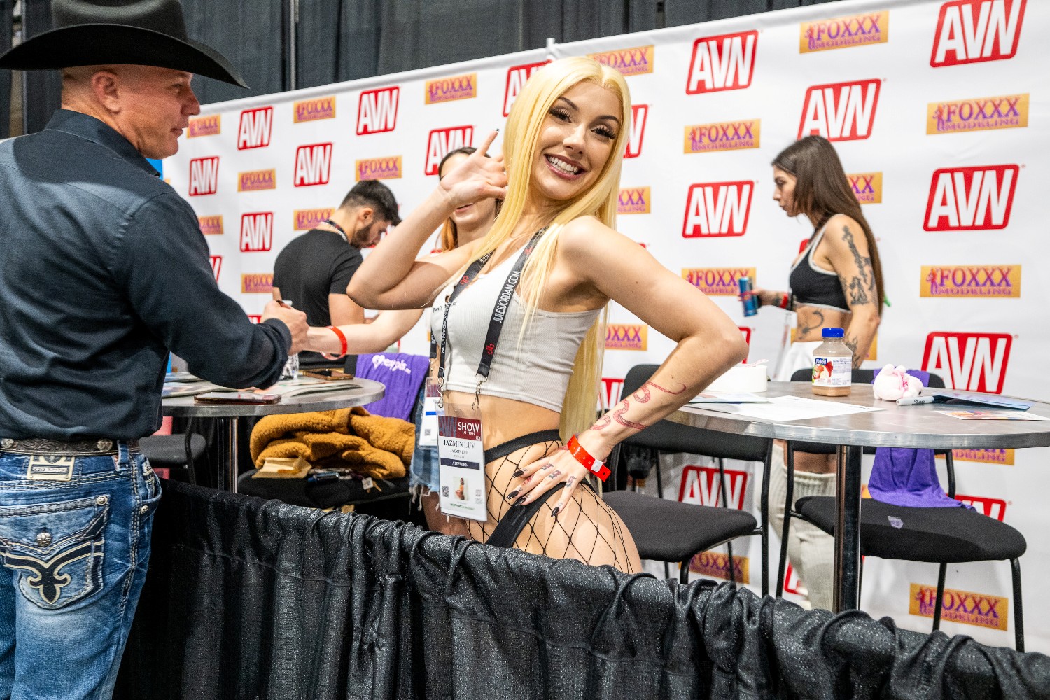 2024美国AVN拉斯维加斯成人展精彩集锦图片14