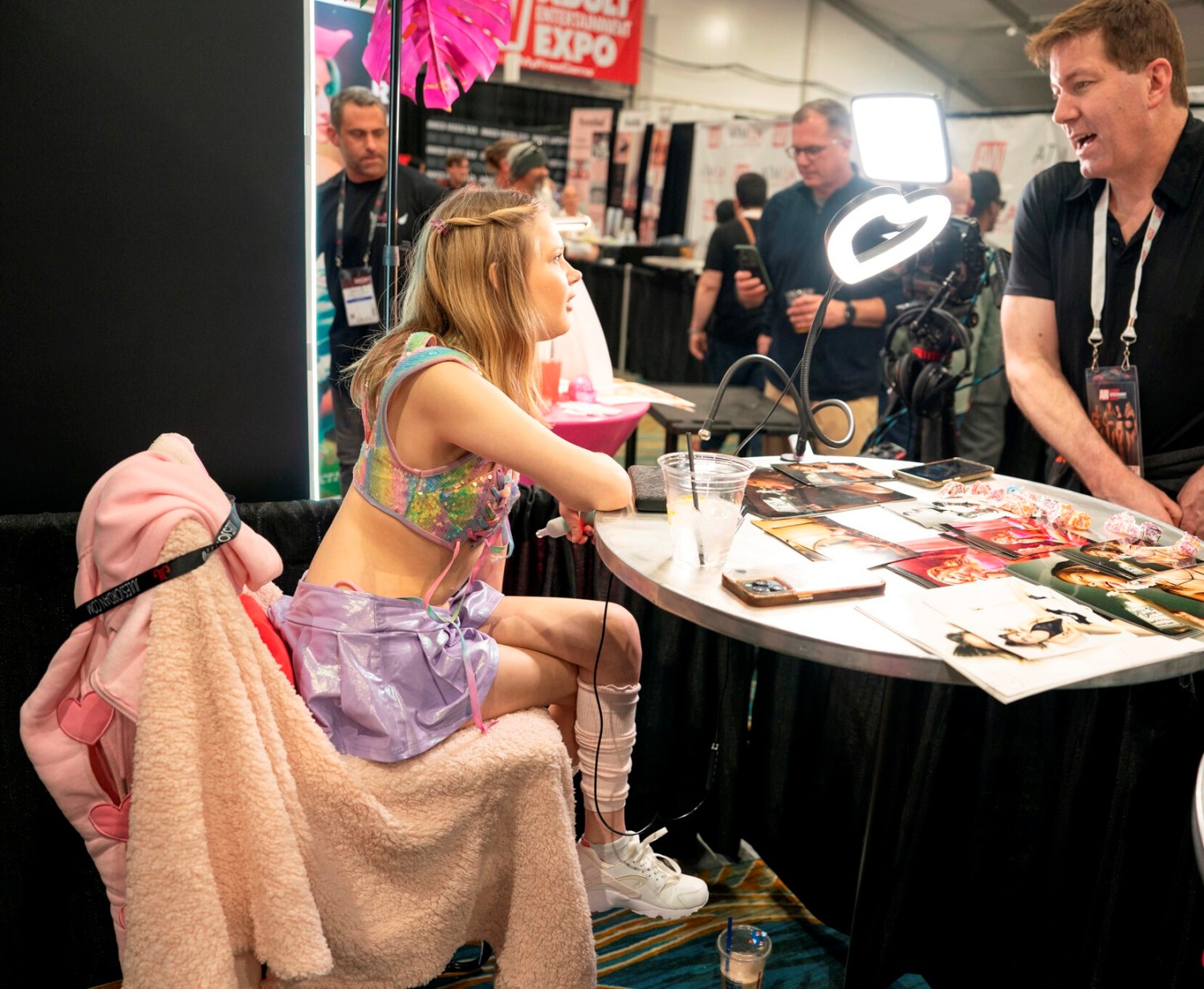 2024美国AVN拉斯维加斯成人展精彩集锦图片15