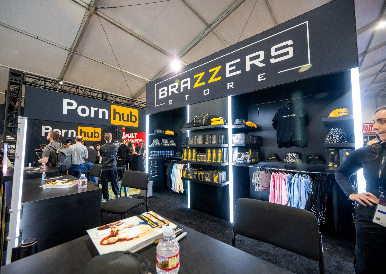 2024美国AVN拉斯维加斯成人展现场报道图片14