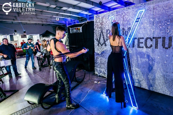 2024��ݿ˳���չ���ʷ׳��ֳ�����ͼƬ19