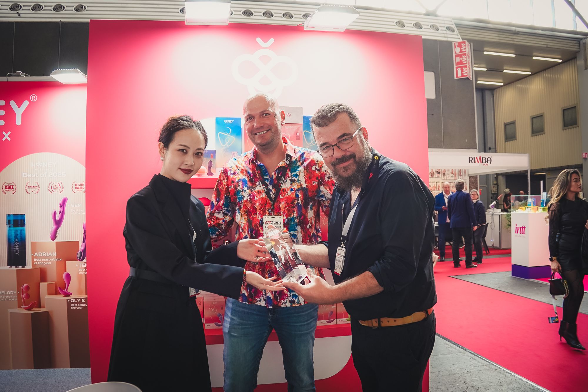 2025��ҵB2B��������չErofameԲ���ɹ�ͼƬ35